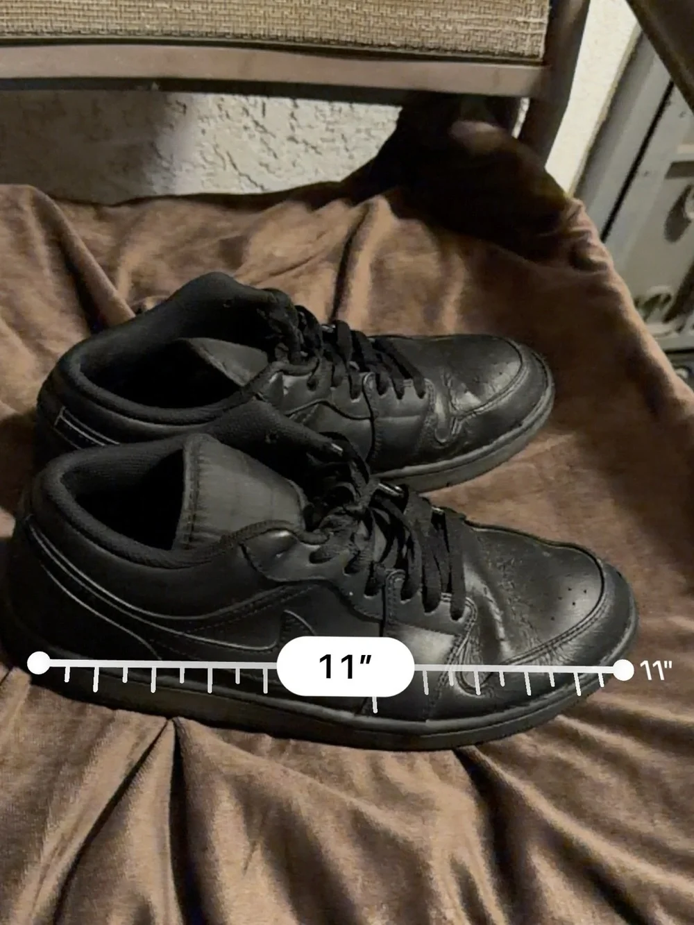 Nike Air Jordan 1 low basketball shoes sneakers triple black